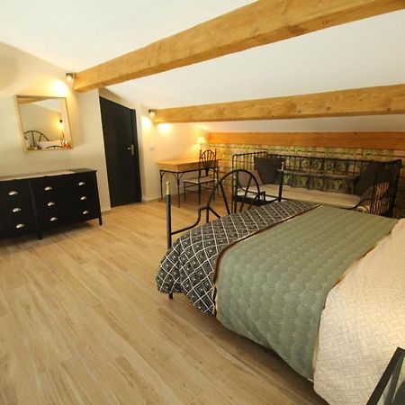 Vila Loft Lou Pitchoun Saint-Étienne-du-Grès Exteriér fotografie