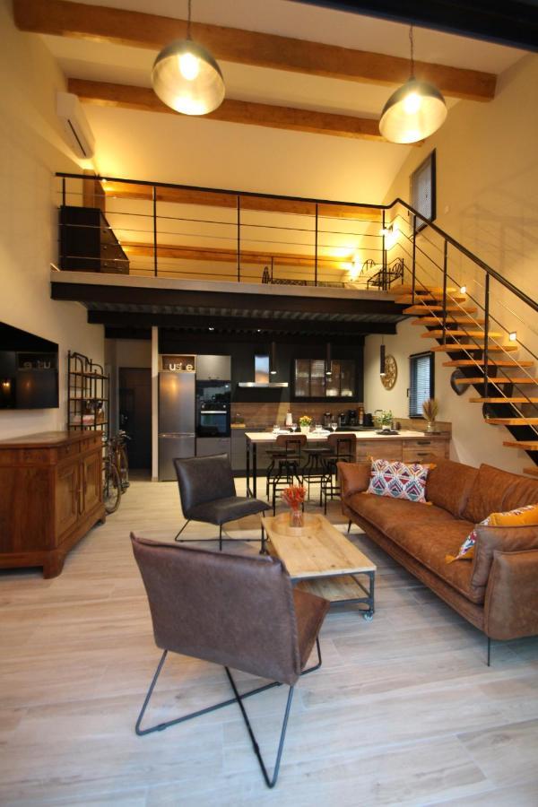 Vila Loft Lou Pitchoun Saint-Étienne-du-Grès Exteriér fotografie
