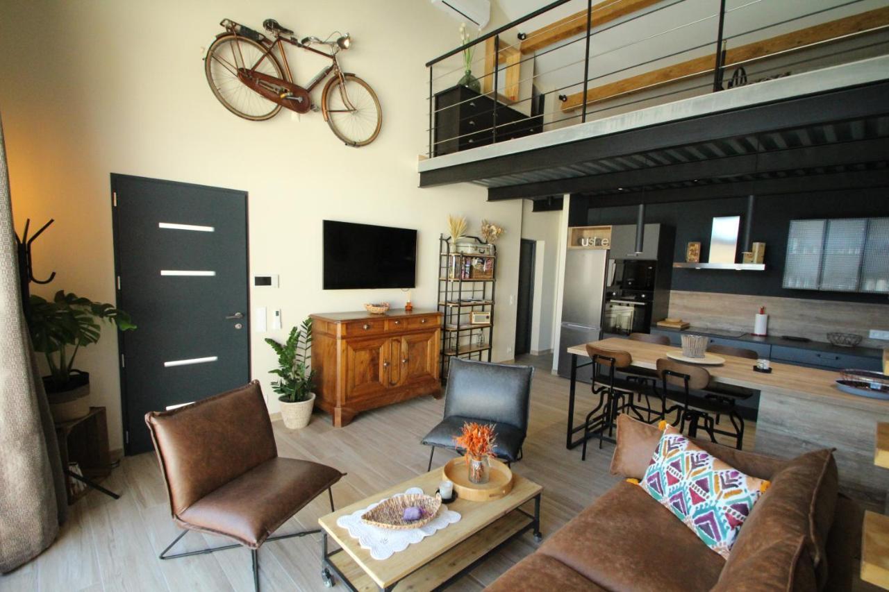 Vila Loft Lou Pitchoun Saint-Étienne-du-Grès Exteriér fotografie
