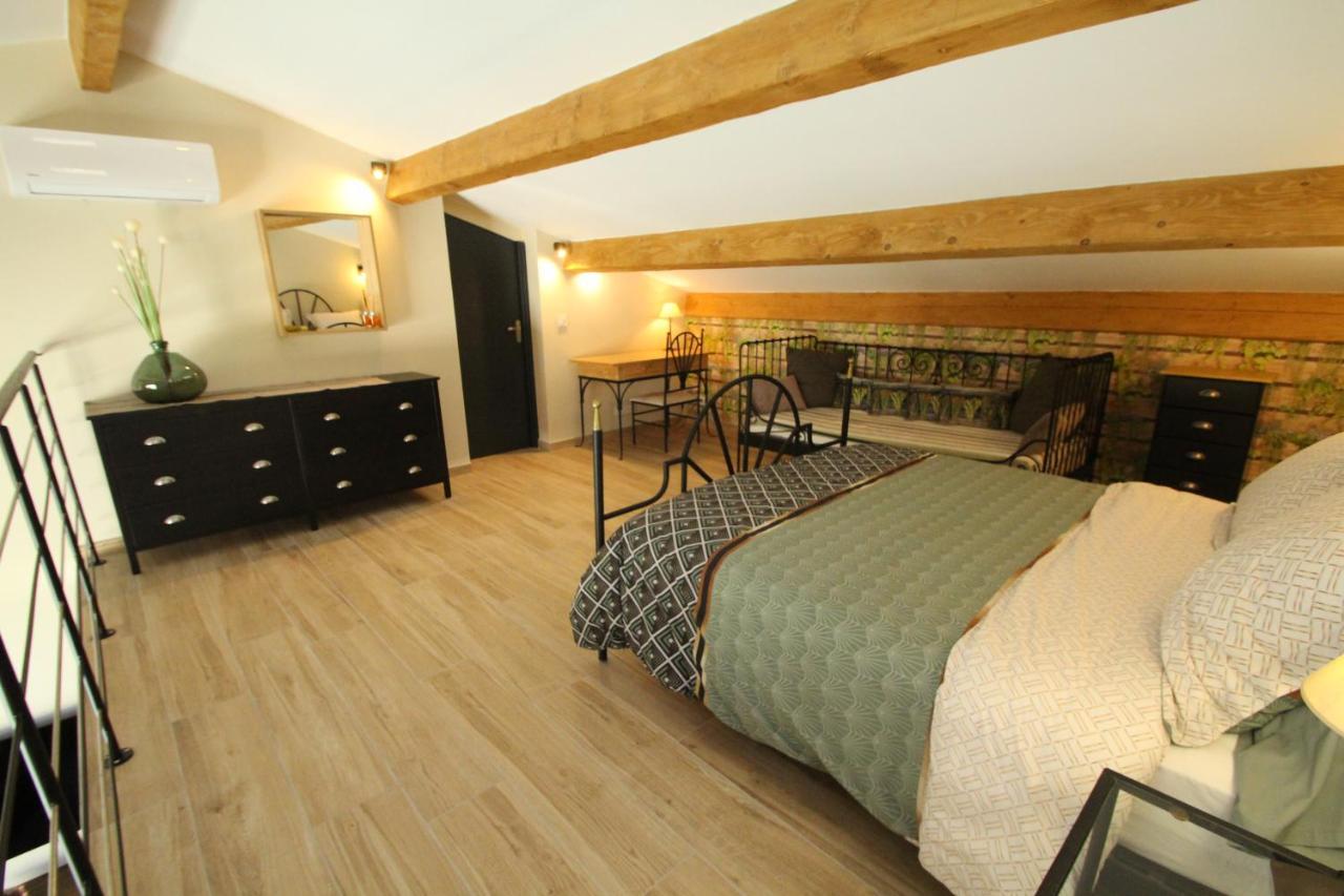 Vila Loft Lou Pitchoun Saint-Étienne-du-Grès Exteriér fotografie