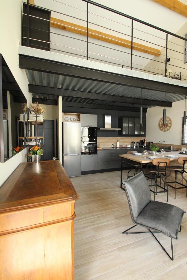 Vila Loft Lou Pitchoun Saint-Étienne-du-Grès Exteriér fotografie