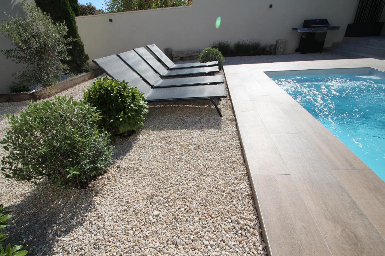 Vila Loft Lou Pitchoun Saint-Étienne-du-Grès Exteriér fotografie