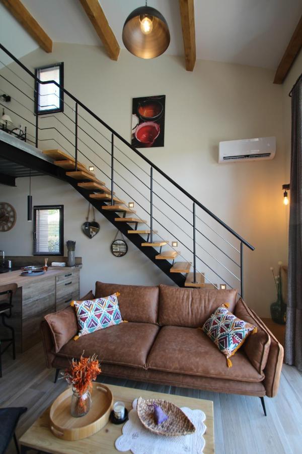 Vila Loft Lou Pitchoun Saint-Étienne-du-Grès Exteriér fotografie